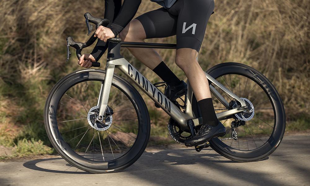 Zapletená kola Fast Forward FFWD Ryot 55 DT 240 plášťová černá bílá Campagnolo