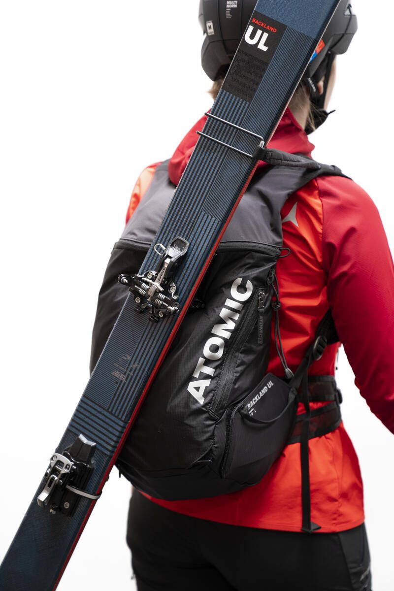 Batoh Atomic Backland UL 16+ red