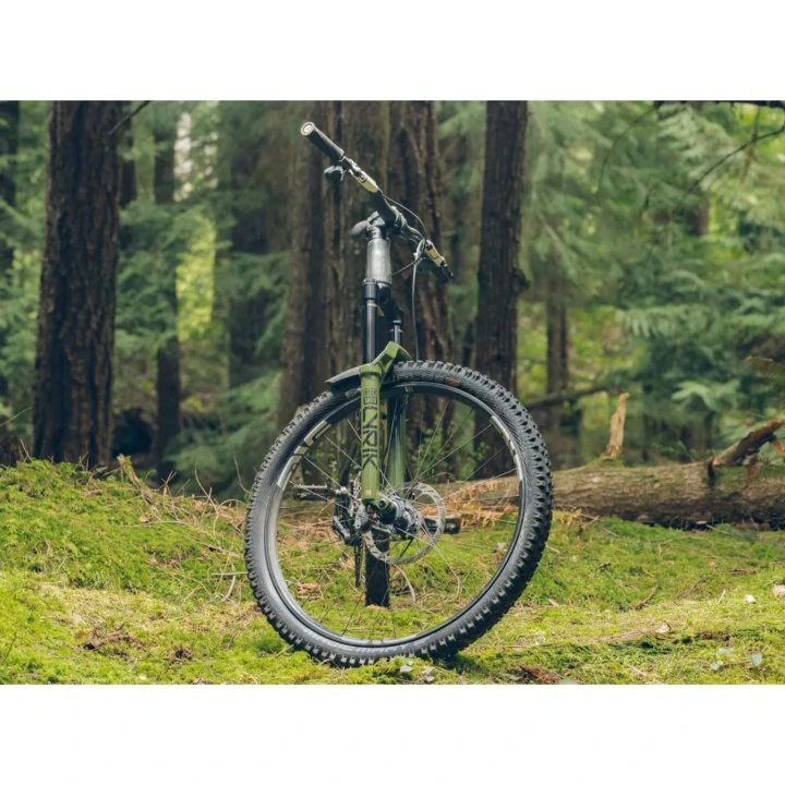 Vidlice Rock Shox Lyrik Ultimate Charger 3.1 RC2 29 Boost 15X110 160mm 44 mm offset černá lesklá