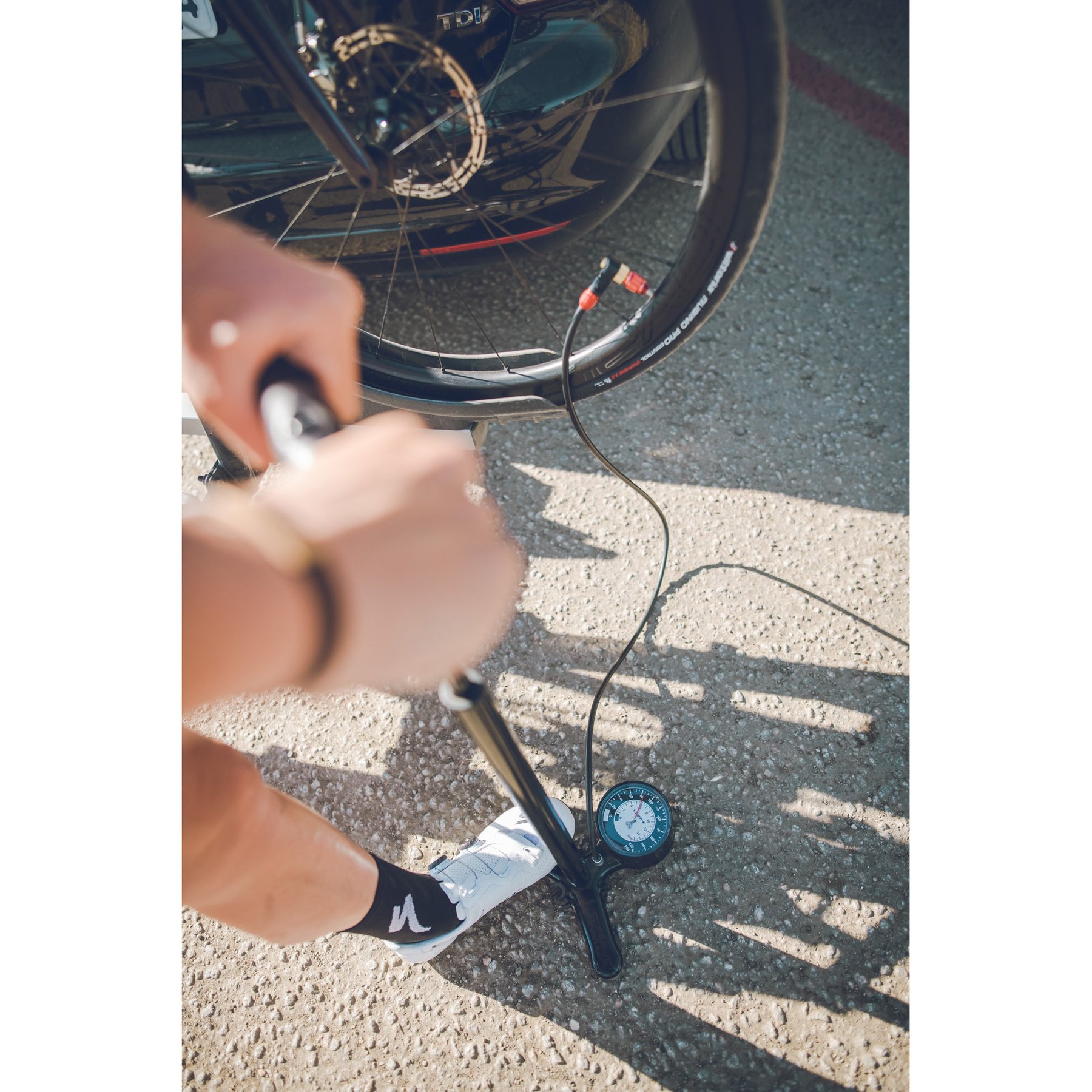 Pumpa Lezyne Classic Floor Drive černá