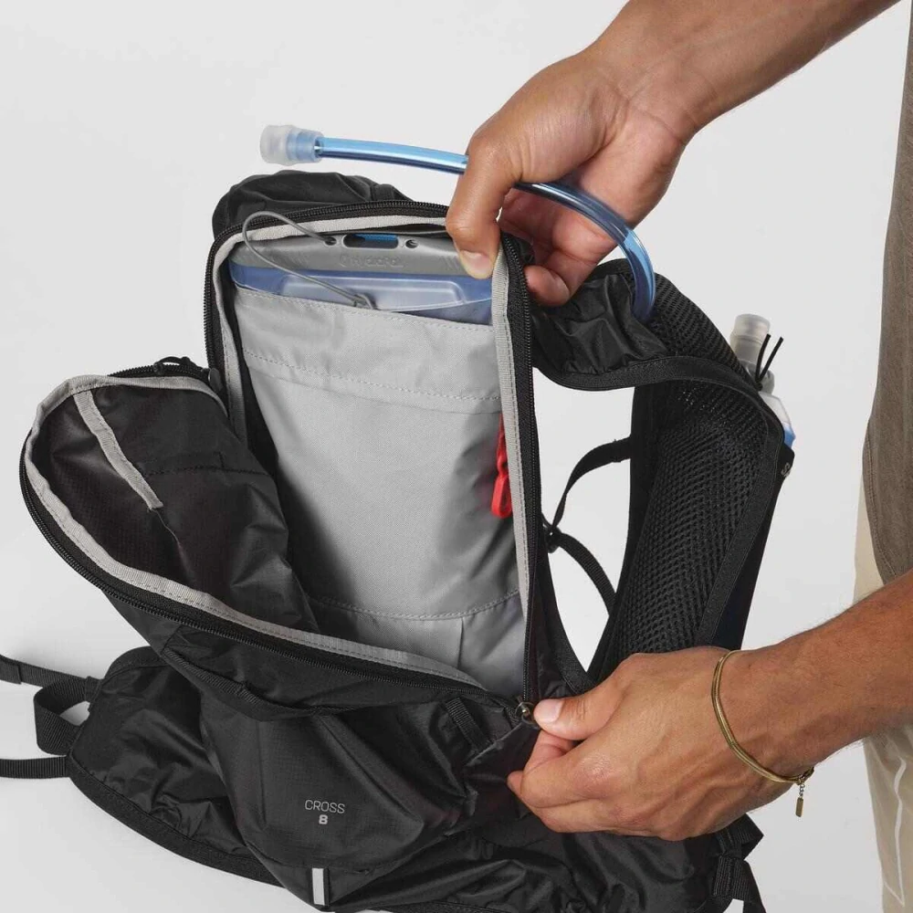 Batoh Salomon Cross 4 černý bílý