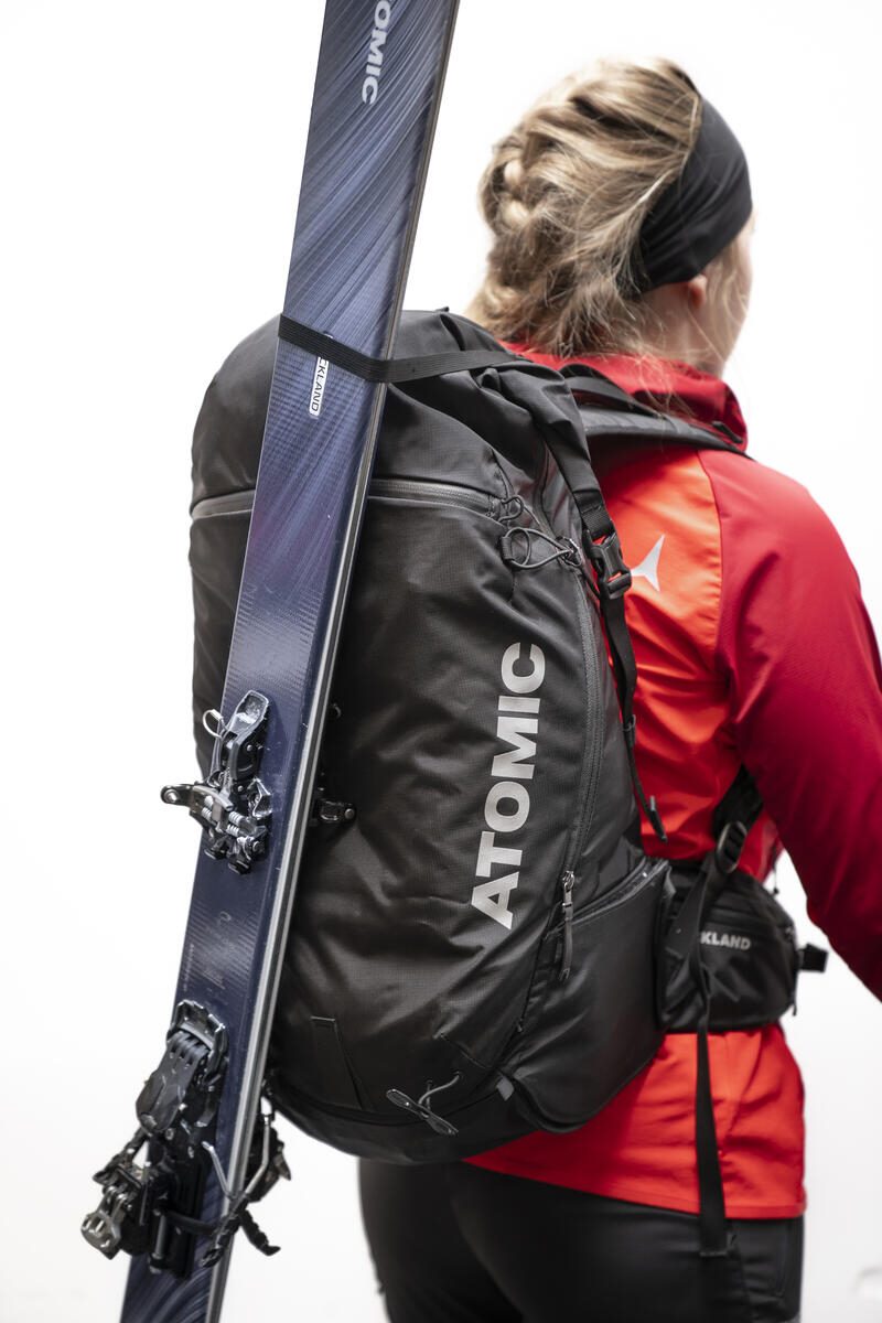 Batoh Atomic Backland 30+ black