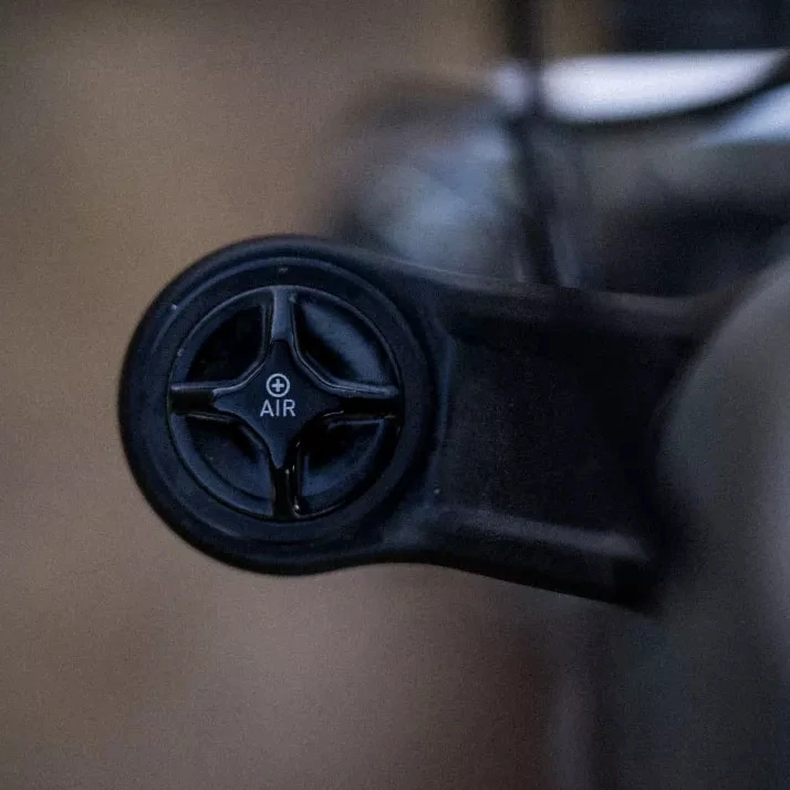 Vidlice Rock Shox Pike Ultimate Charger 3.1 RC2 29 Boost 15X110 130mm 44 mm offset stříbrná leská